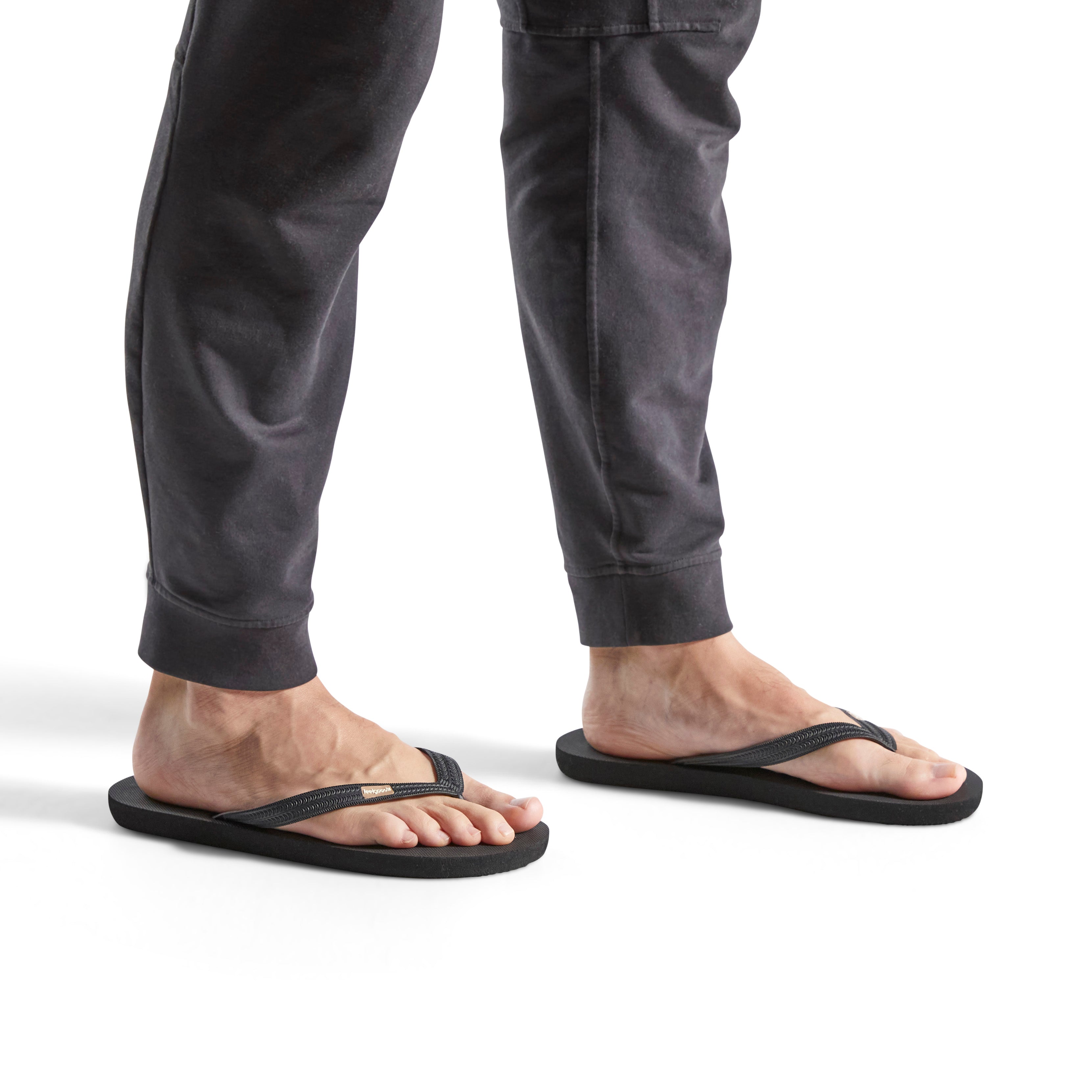 MENS_CLASSICZCORE_NIGHT_MODEL.