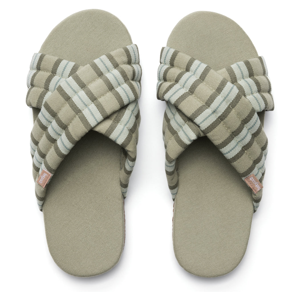 Women's Quilted Cross-Strap Slipper Thyme – Feelgoodz